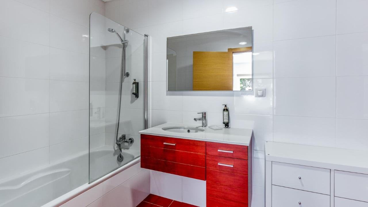 Luminous 2 Bdr Apartment W/Pool By Lovelystay Albufeira Ngoại thất bức ảnh