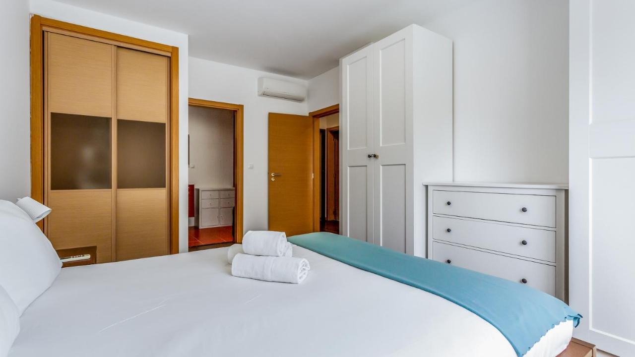 Luminous 2 Bdr Apartment W/Pool By Lovelystay Albufeira Ngoại thất bức ảnh